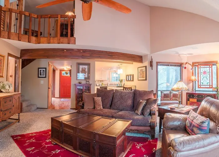 Whispering Pines Bed & Breakfast Flagstaff