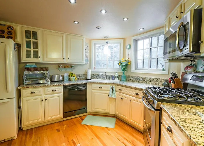 Whispering Pines Bed & Breakfast