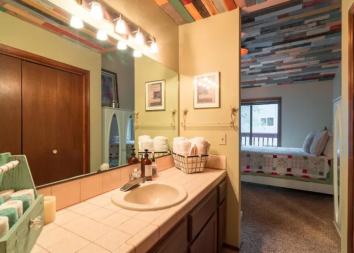 Whispering Pines Bed & Breakfast